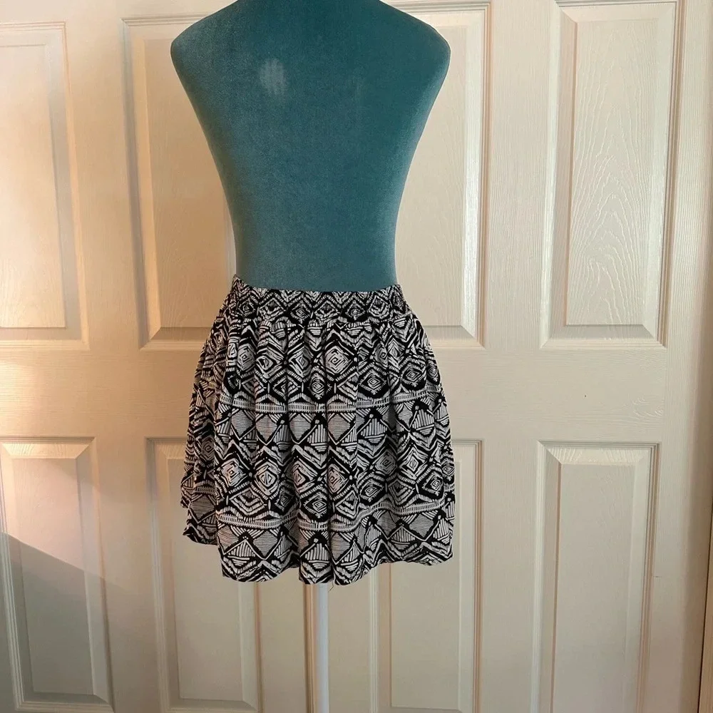 Aztec print skirt